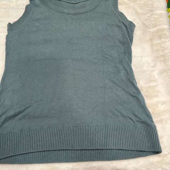 Adrianna Papell Green Small Tight Knit Ribbed Hem Sleeveless Office Sweater - Picture 9 of 13